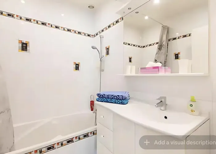 Apartment Croisette Floor 2br With Bay View Balcony *