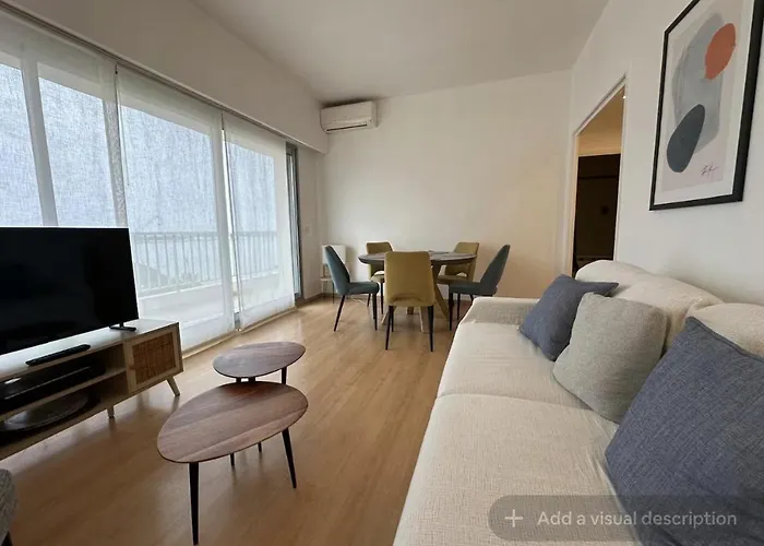 Croisette Floor 2br With Bay View Balcony *
